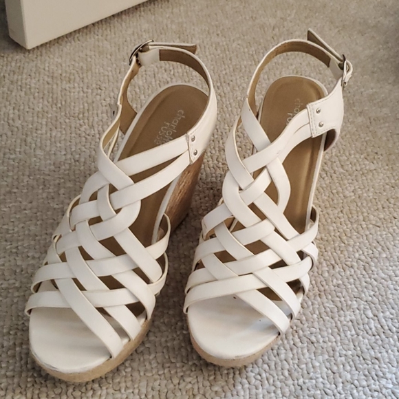 (3/$40)Wedges - Picture 2 of 4